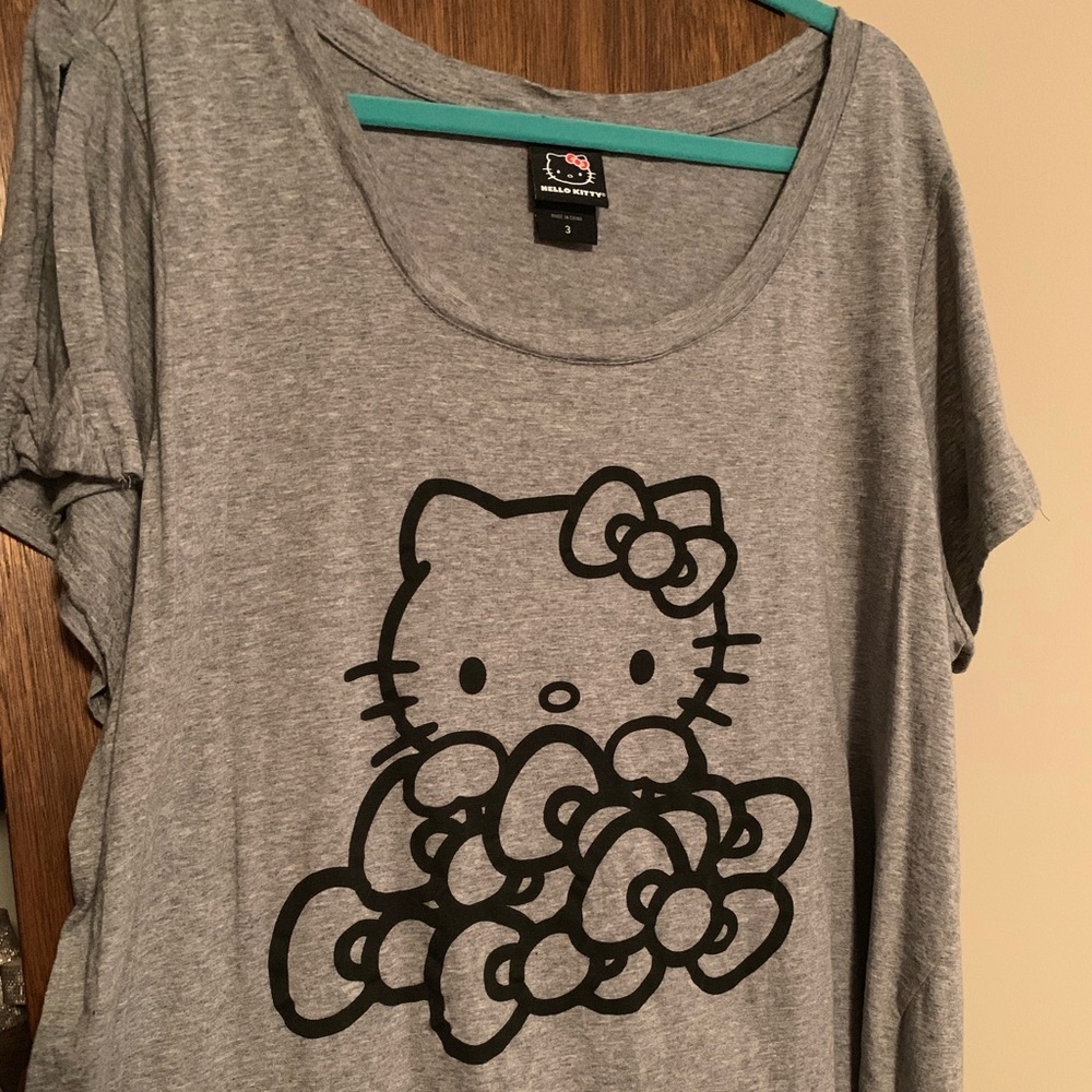 Torrid Hello Kitty T-Shirt Size 3 NWOT